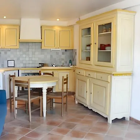 Accueillant A Raphael Avec Piscine Partagee 50 M² Saint-Raphaël